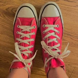 Vintage Red Converse ❤️